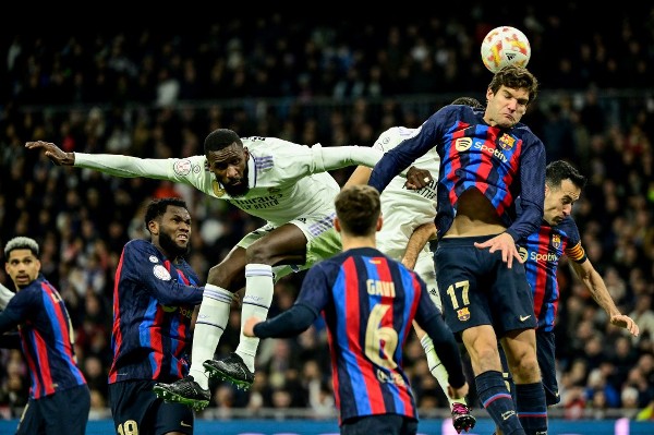 1996年的今天……维埃拉打进了他在阿森纳的首粒进球，剩下的故事就众所周知了